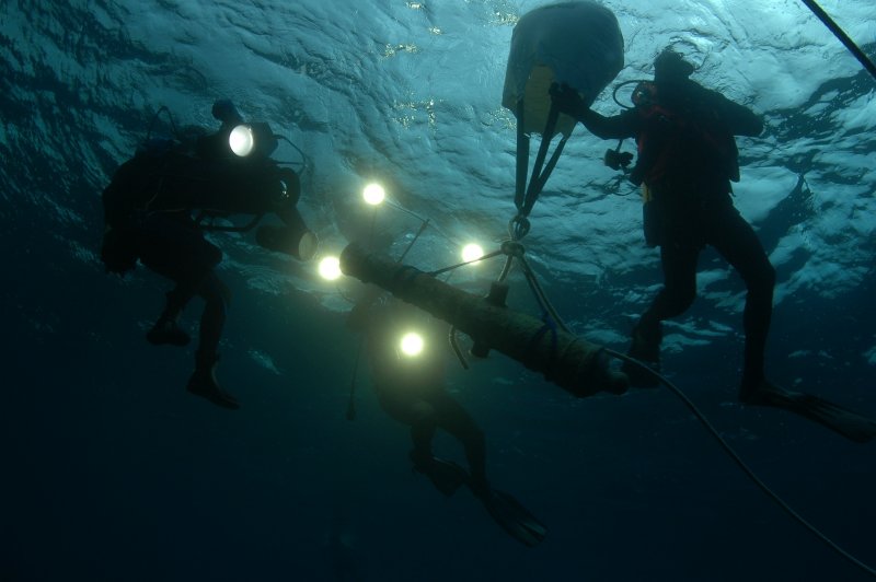 formation video sous-marine - eclairage parachute sous-marin